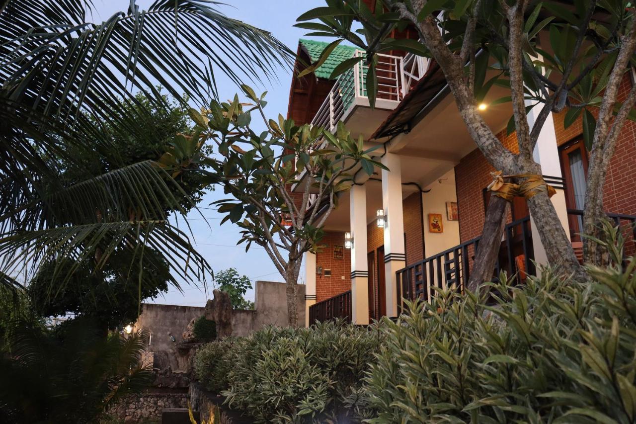 Hotel Sunny Point Penida Ped Exterior foto